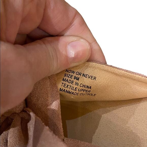 Coconuts Mauve Suede like material espadrille sandals Womens Size 9 - Picture 5 of 6